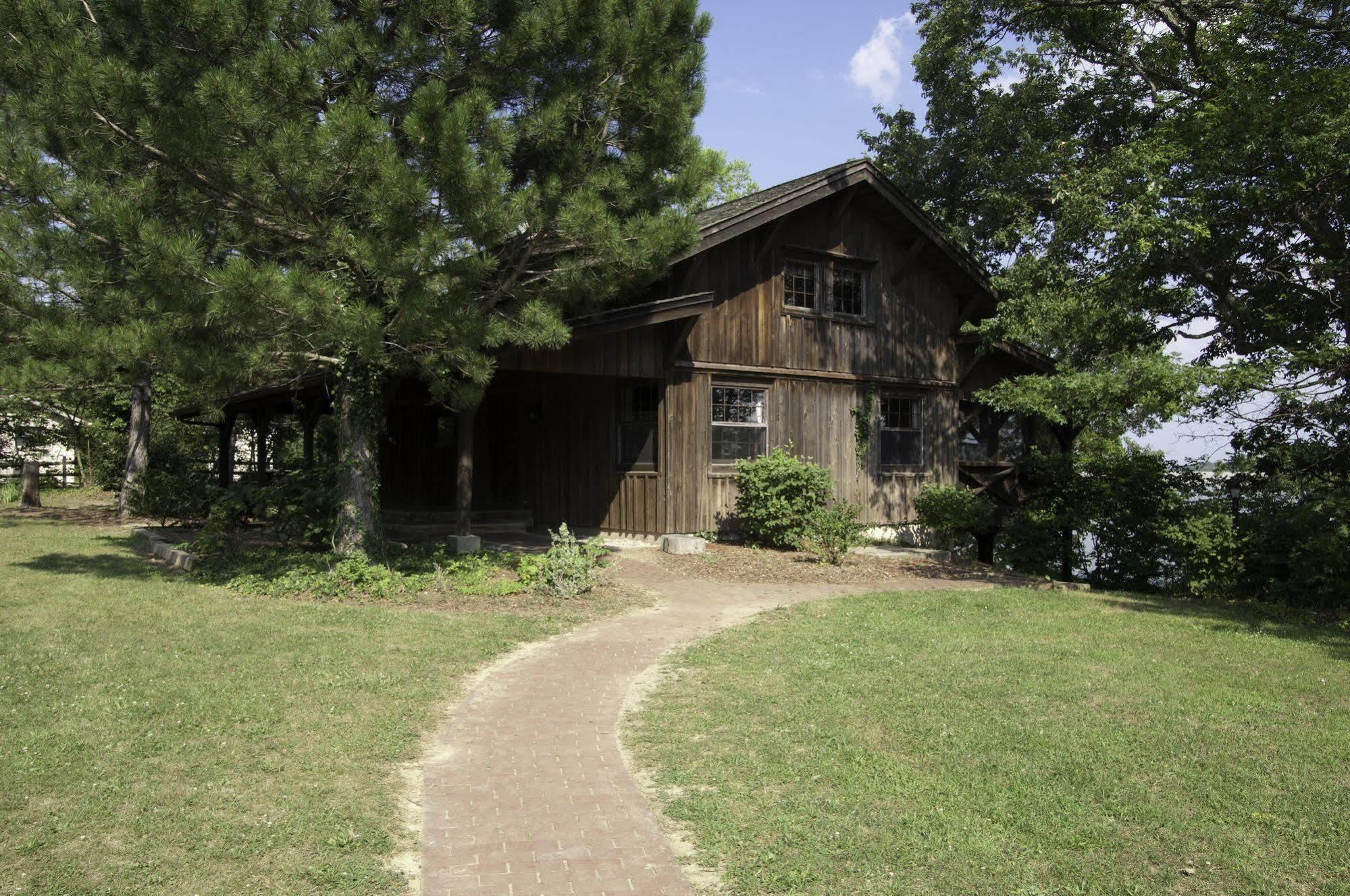 Deer Creek State Park Lodge And Conference Center Crownover Mill Exterior photo